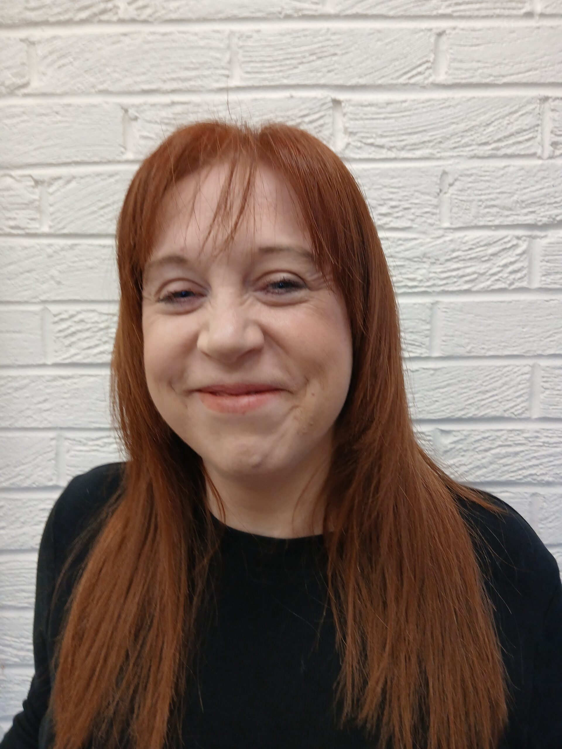Mrs Zoe Hirst